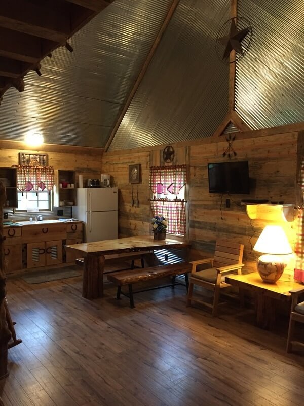 New cabin for 2017, dining and kitchen area